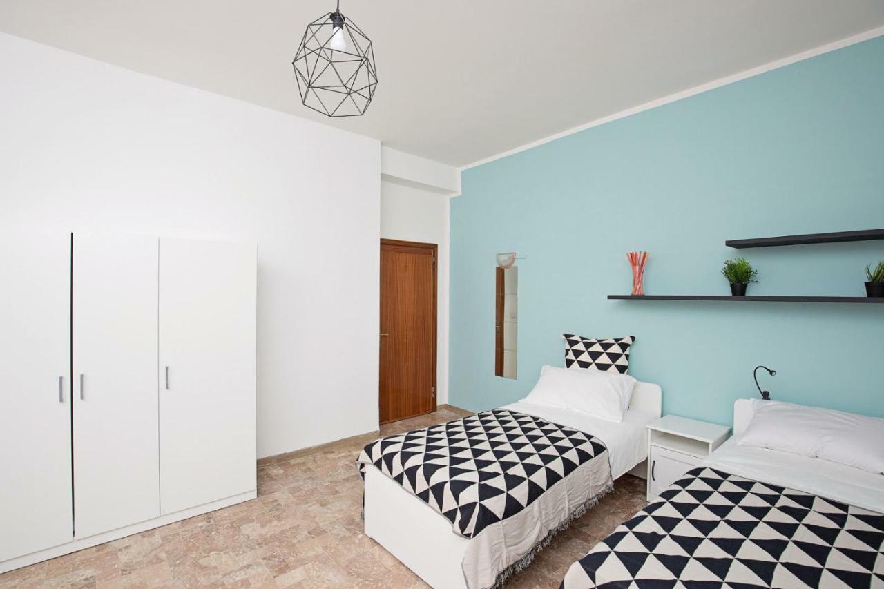Ponte Tiberio Apartment Rimini Extérieur photo